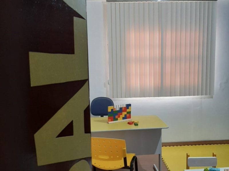 Clinica Eureka sala amarela ABA